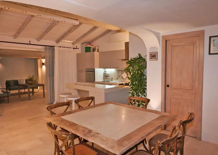 La Casa Dei Tramonti Ubytování v soukromí Baia Sardinia